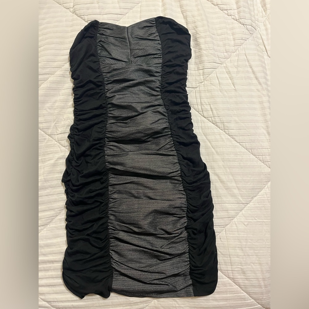 Dots Black Ruched Sleeveless Dress - Size Med